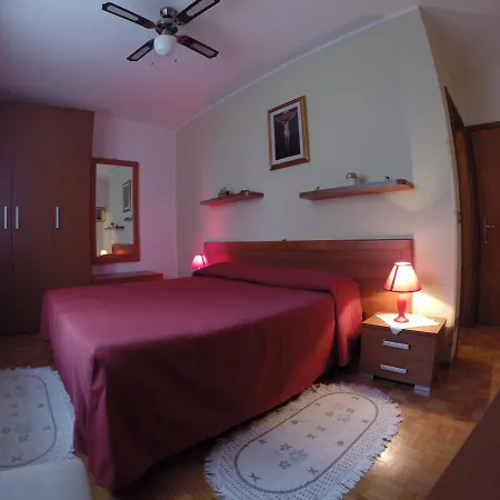 Il Prato Oda ve Kahvaltı Predappio